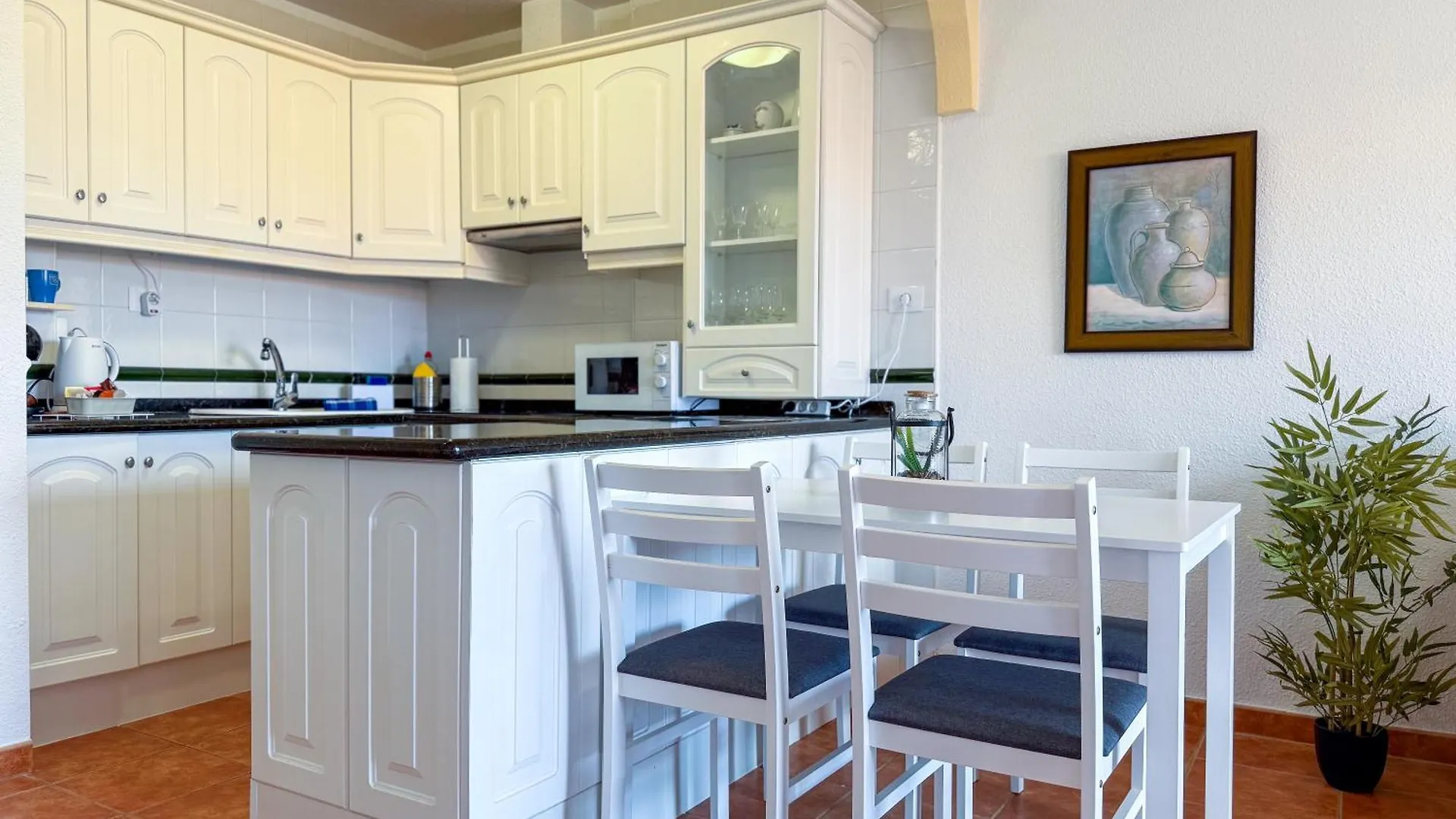Magnificent Balcon With Sea And Pool View Daire Costa Del Silencio