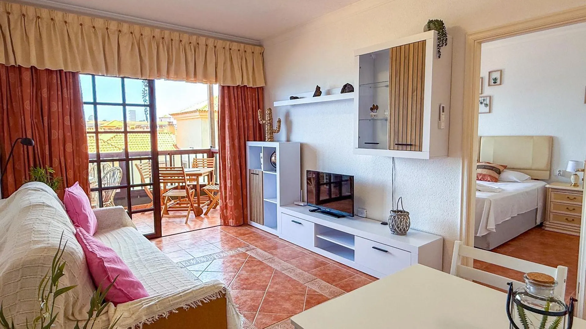 Apartmán Magnificent Balcon With Sea And Pool View Costa Del Silencio Španělsko